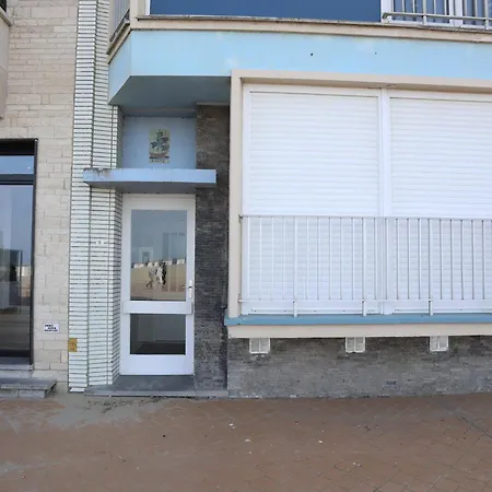 Апартаменты Near Sandy Beaches