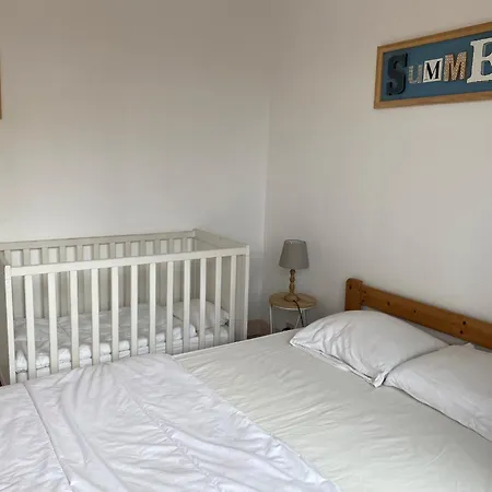 Апартаменты Near Sandy Beaches Ньивпорт