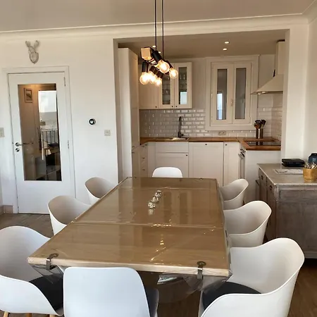 Near Sandy Beaches Апартаменты Ньивпорт