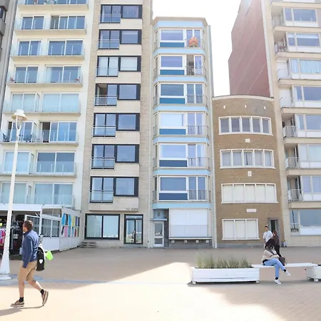 Апартаменты Near Sandy Beaches Ньивпорт