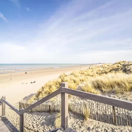 Near Sandy Beaches Апартаменты