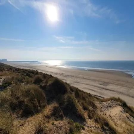 Near Sandy Beaches Ньивпорт